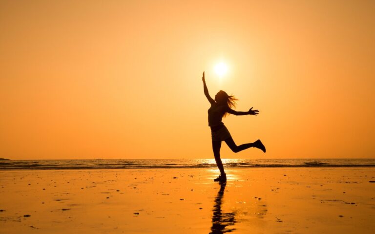 How to Stay Healthy on Your Costa Rica Surf Trip