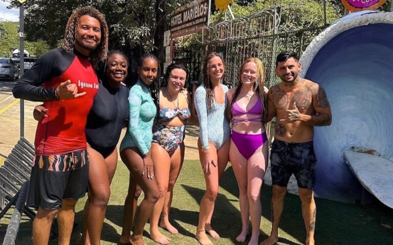 Tips From Our Tamarindo Surf School: Private vs. Group Surf Lessons 