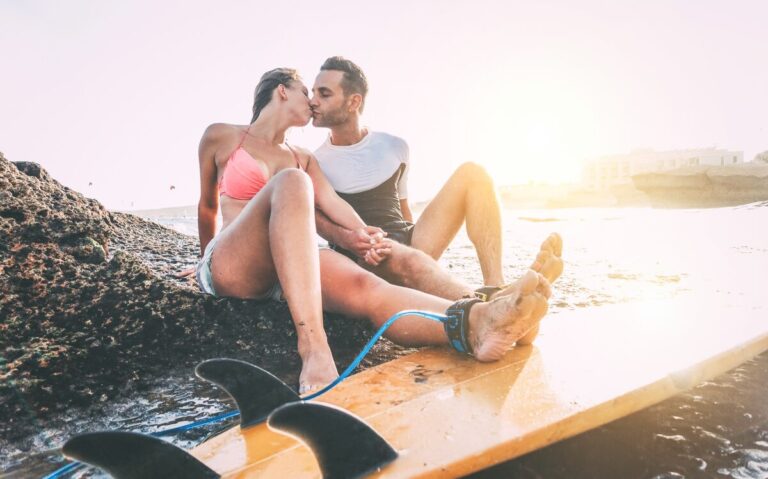 Costa Rica Romantic Vacations – Try a Couples Surf Camp