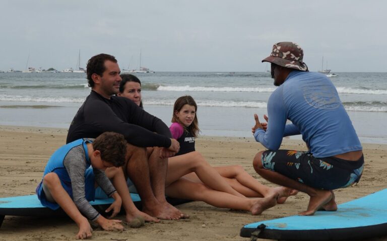 Family-Friendly Surfing in Tamarindo