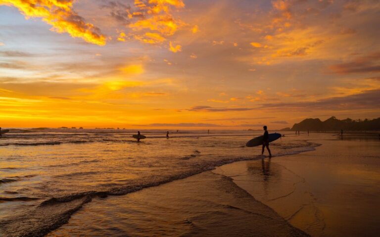 How to See & Surf Costa Rica in 10 Days